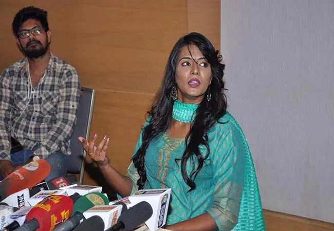 actress meera mitun press meet issue police 